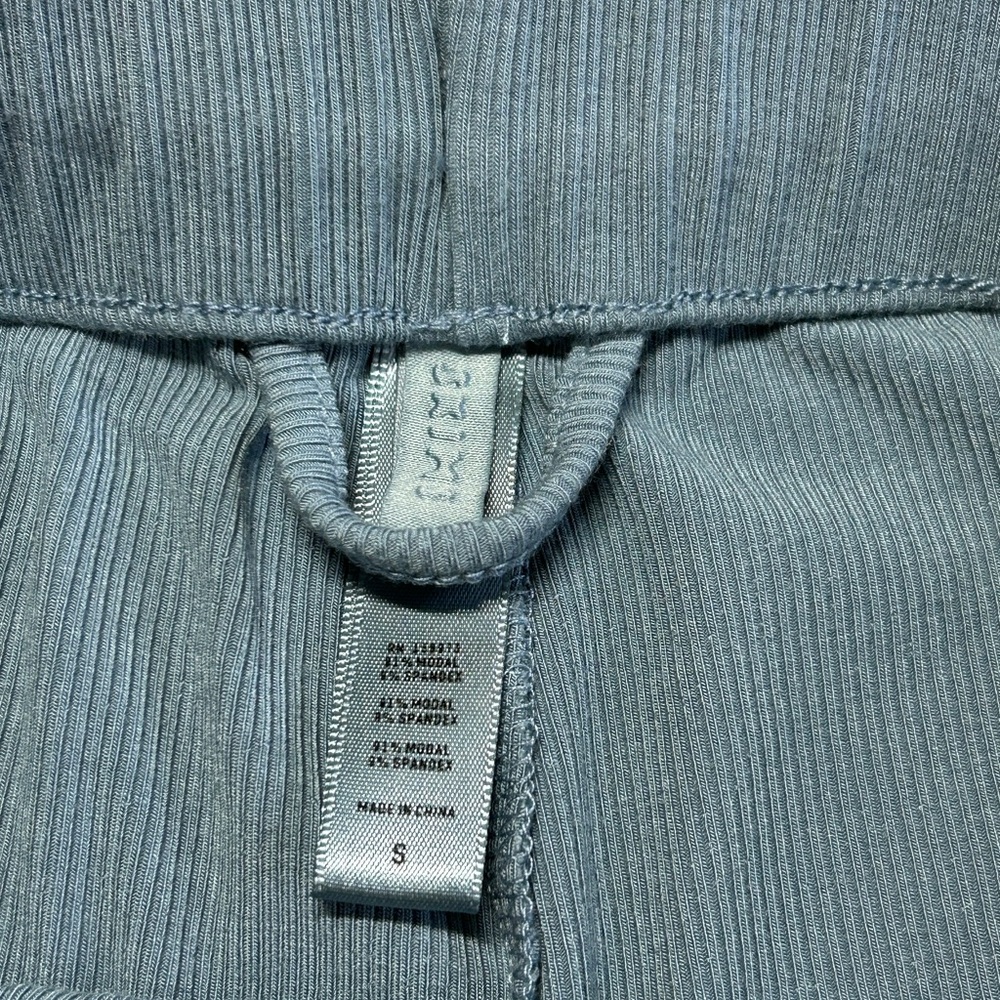 SKIMS Wide Leg Lounge Pants in Gray and Teal Blue - Picture 9 of 15